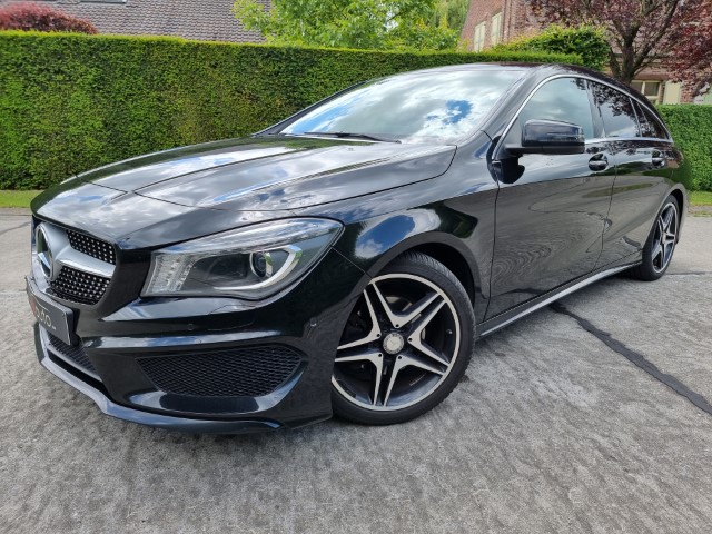 MERCEDES CLA 200 - AMG Pack
