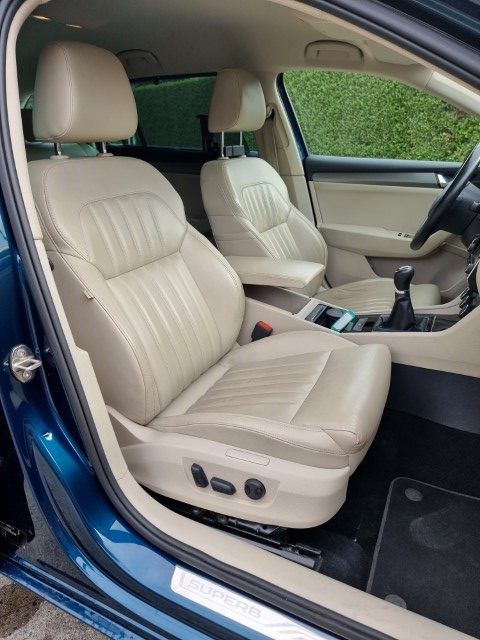 SKODA SUPERB 1.6 TDi