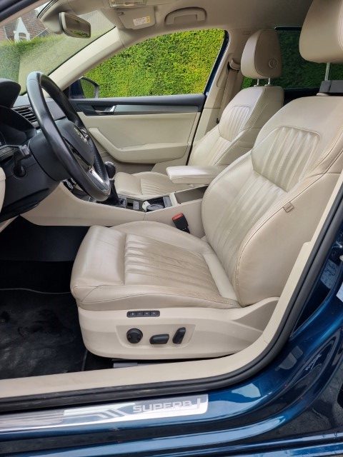 SKODA SUPERB 1.6 TDi