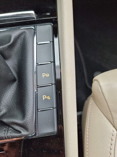 SKODA SUPERB 1.6 TDi
