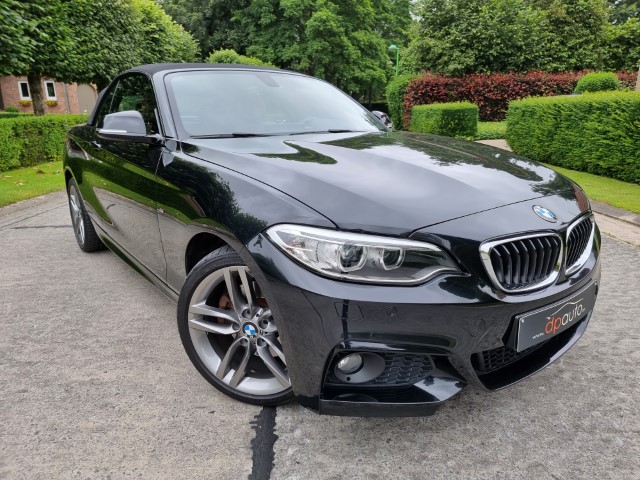 BMW 220i CABRIO M-PACK