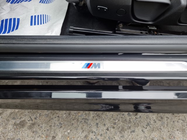BMW 220i CABRIO M-PACK