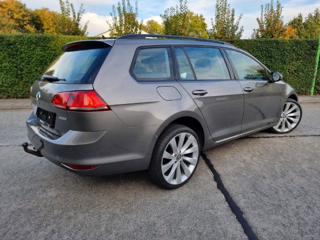 VOLKSWAGEN GOLF VARIANT 1.6 TDi