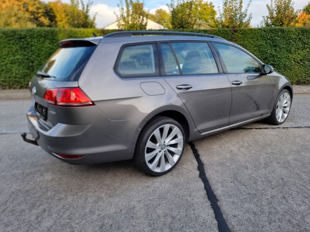 VOLKSWAGEN GOLF VARIANT 1.6 TDi