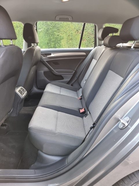 VOLKSWAGEN GOLF VARIANT 1.6 TDi