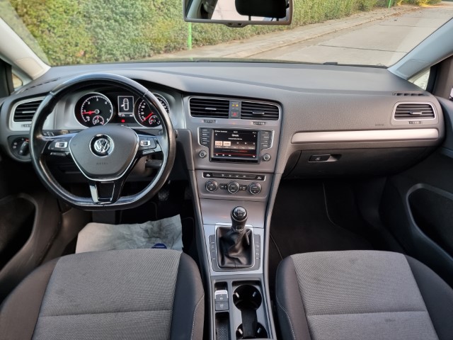 VOLKSWAGEN GOLF VARIANT 1.6 TDi