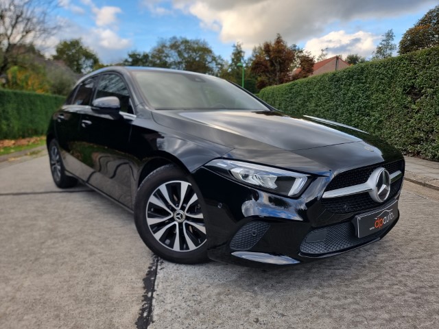 MERCEDES A180d