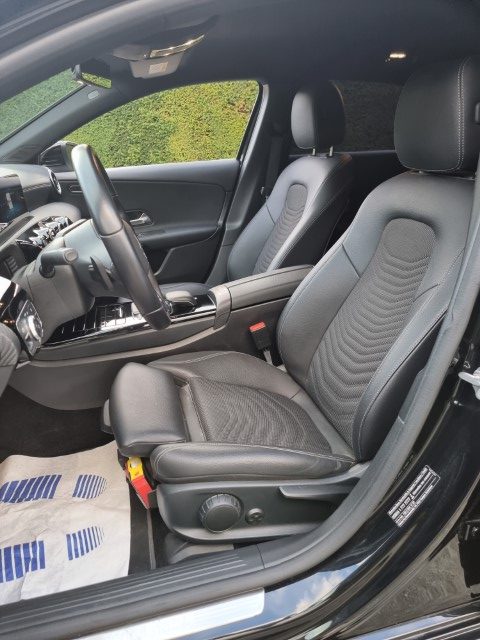 MERCEDES A180d