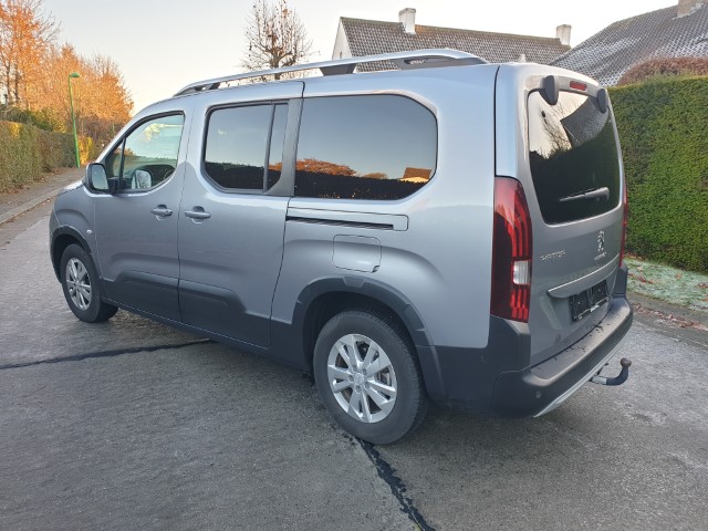 PEUGEOT RIFTER - Long Allure Pack - 7 ZITPL -