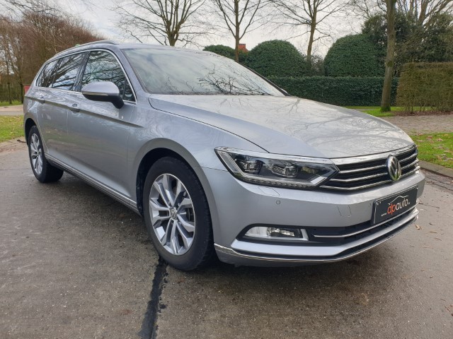 VOLKSWAGEN PASSAT VARIANT 2.0 TDi DSG