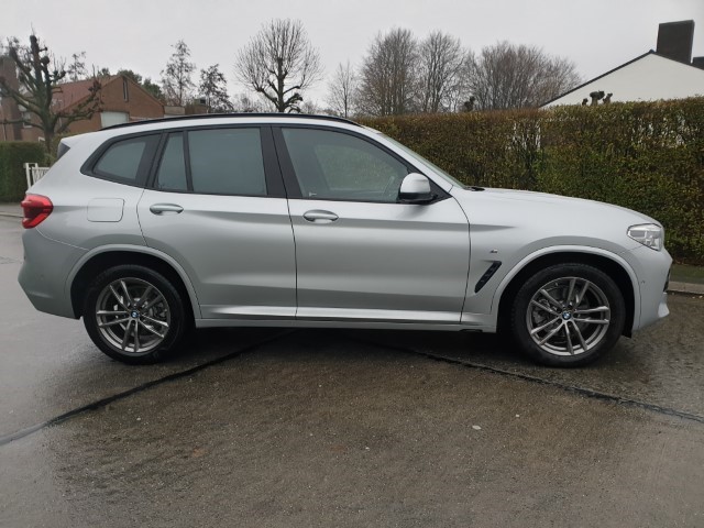 BMW X3 2.0i xDrive M-PACK