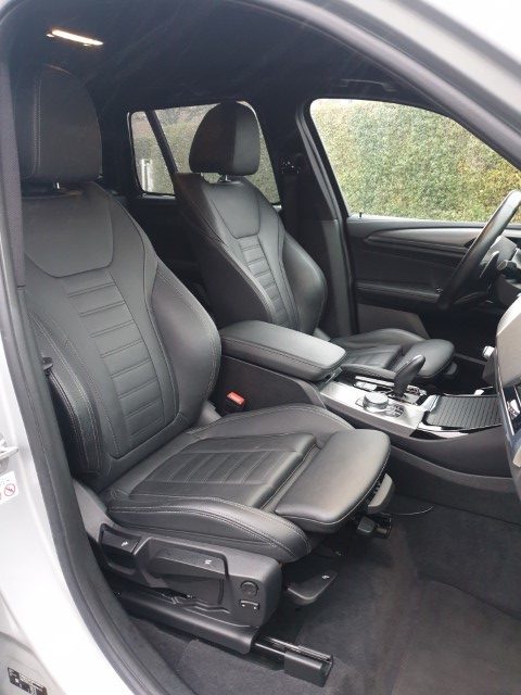 BMW X3 2.0i xDrive M-PACK
