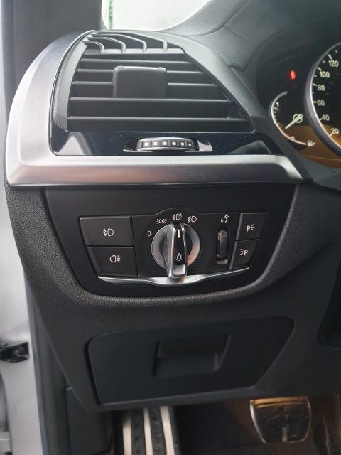 BMW X3 2.0i xDrive M-PACK