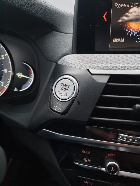 BMW X3 2.0i xDrive M-PACK