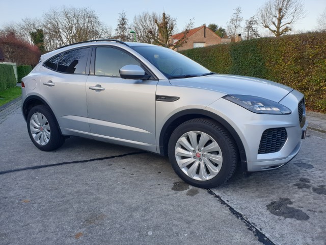 JAGUAR E-PACE 2.0 D AWD R-Dynamic SE