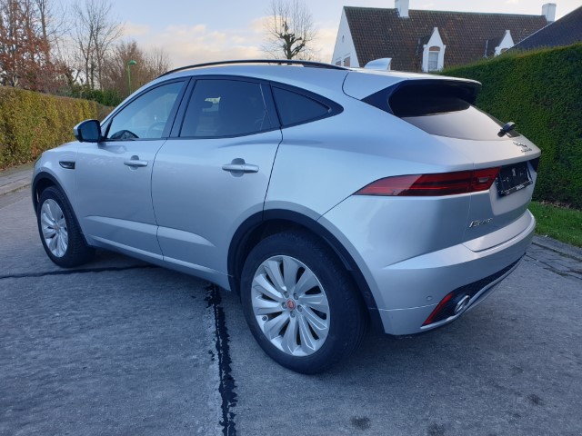 JAGUAR E-PACE 2.0 D AWD R-Dynamic SE