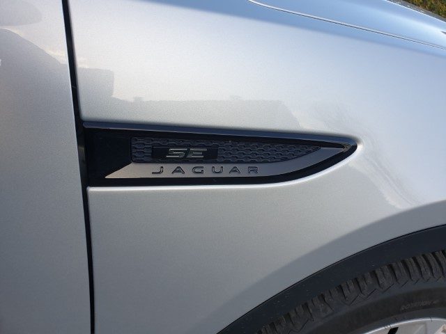 JAGUAR E-PACE 2.0 D AWD R-Dynamic SE