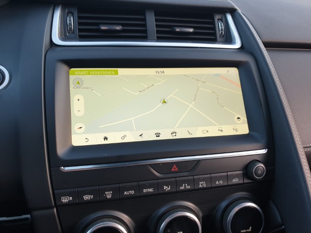 JAGUAR E-PACE 2.0 D AWD R-Dynamic SE