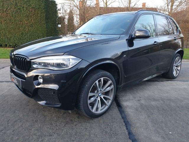 BMW X5 xDrive 3.0 M-PACK - Lichte vracht -