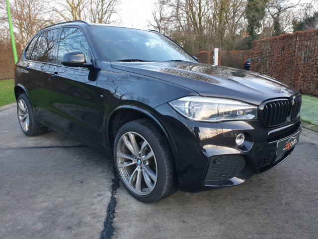 BMW X5 xDrive 3.0 M-PACK - Lichte vracht -