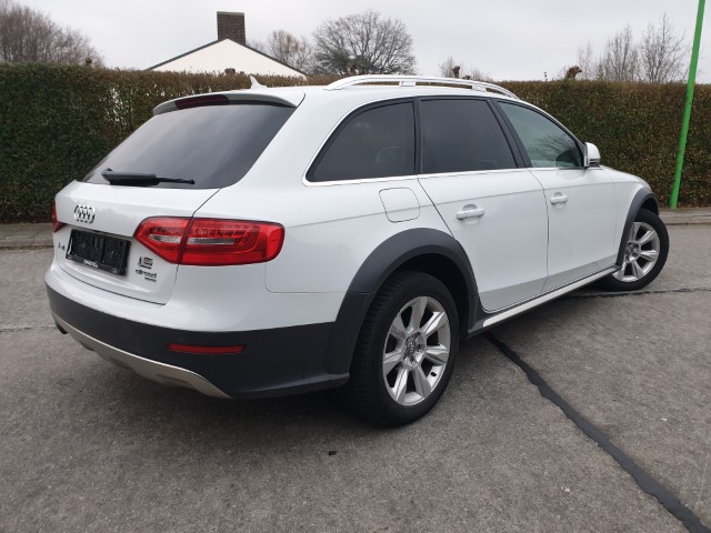AUDI A4 2.0 TDI allroad Quattro S tronic
