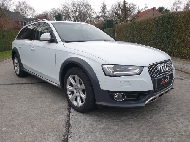 AUDI A4 2.0 TDI allroad Quattro S tronic