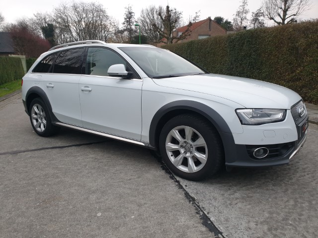 AUDI A4 2.0 TDI allroad Quattro S tronic