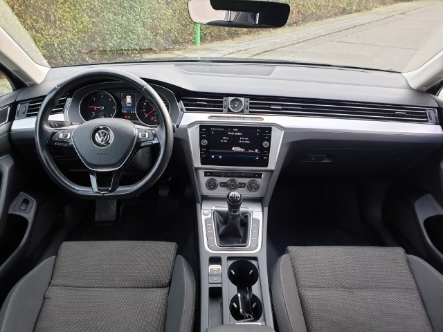 VOLKSWAGEN PASSAT VARIANT 2.0 TDi