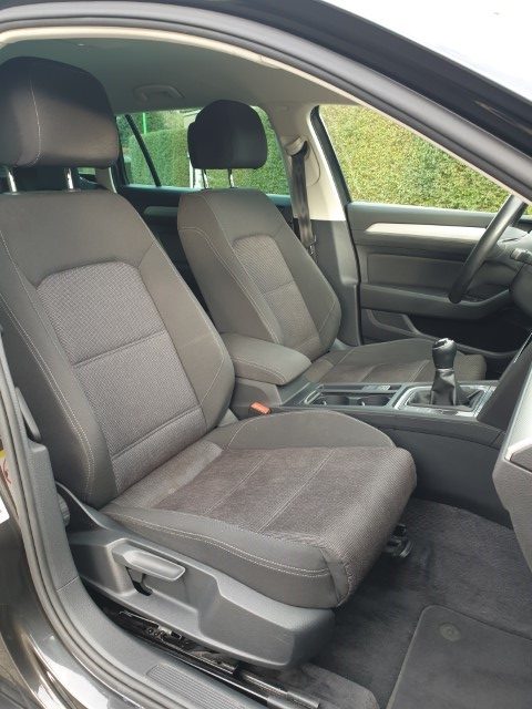 VOLKSWAGEN PASSAT VARIANT 2.0 TDi