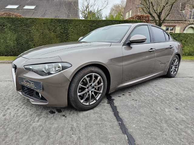 ALFA ROMEO GIULIA 2.2 JTDm