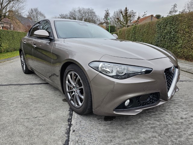 ALFA ROMEO GIULIA 2.2 JTDm