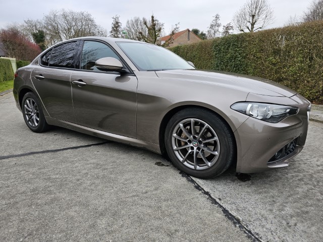ALFA ROMEO GIULIA 2.2 JTDm