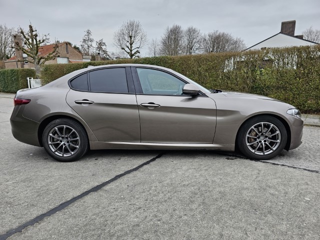 ALFA ROMEO GIULIA 2.2 JTDm