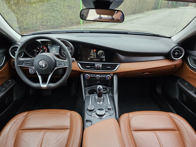 ALFA ROMEO GIULIA 2.2 JTDm