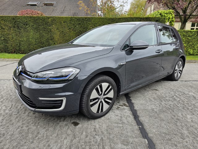 VOLKSWAGEN E-GOLF 35.8 KWh