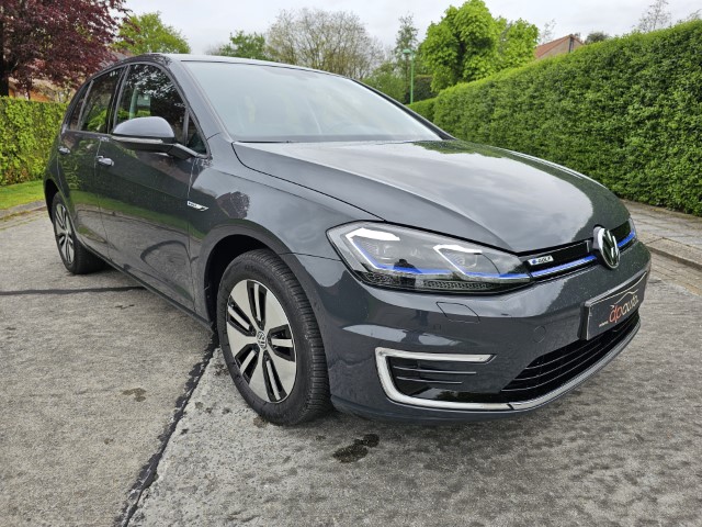 VOLKSWAGEN E-GOLF 35.8 KWh