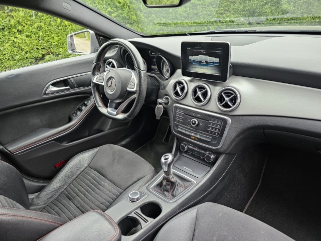 Mercedes CLA 200