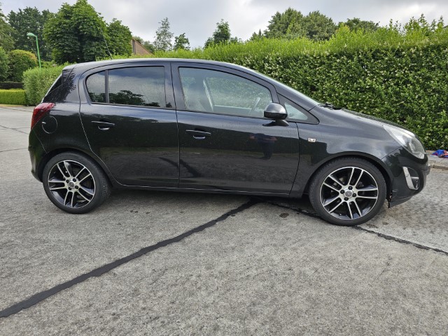 OPEL CORSA 1.4i