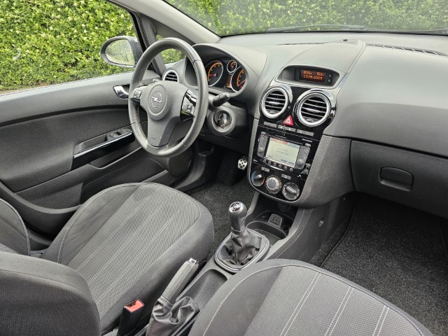 OPEL CORSA 1.4i