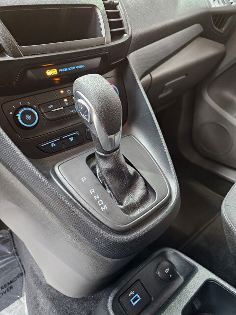 Ford Tourneo Connect 1.5 - Automaat