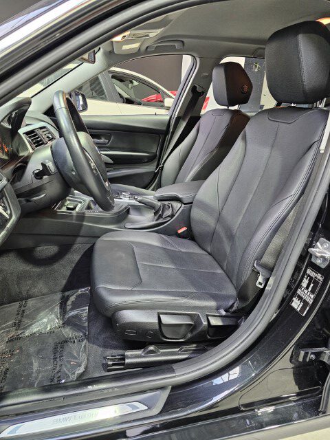 BMW 318d Luxury Line