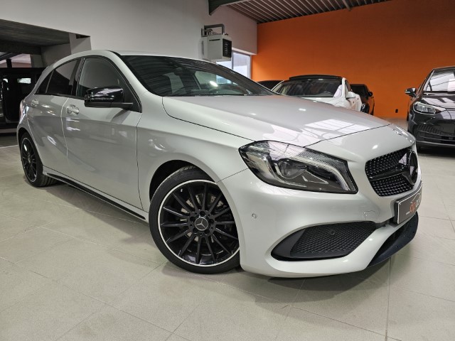 MERCEDES A180 - AMG PACK