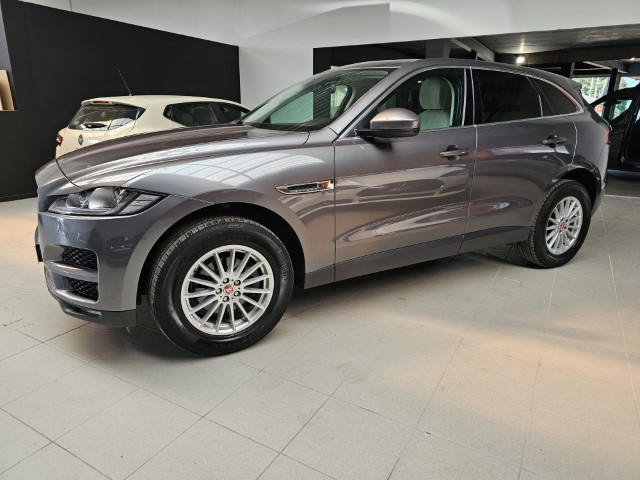 JAGUAR F-PACE 2.0 D PRESTIGE