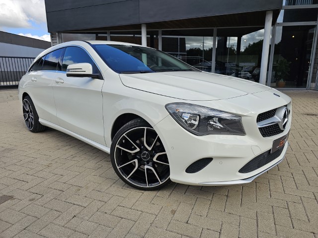 MERCEDES CLA 180