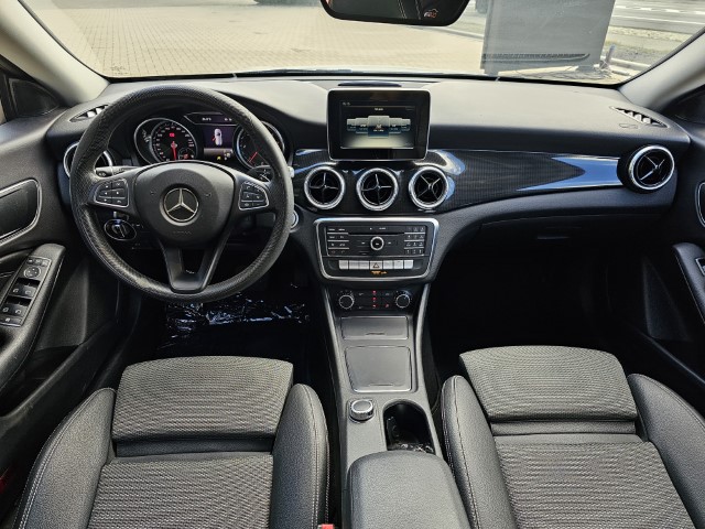 MERCEDES CLA 180