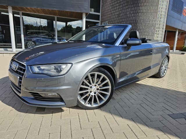 AUDI A3 CABRIOLET 2.0 TDi S-Line