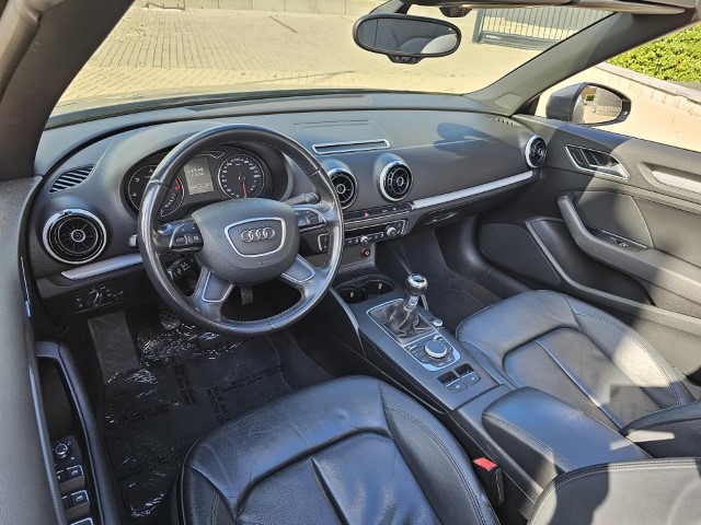 AUDI A3 CABRIOLET 2.0 TDi S-Line