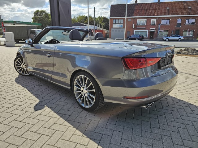 AUDI A3 CABRIOLET 2.0 TDi S-Line