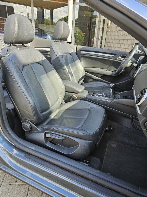 AUDI A3 CABRIOLET 2.0 TDi S-Line