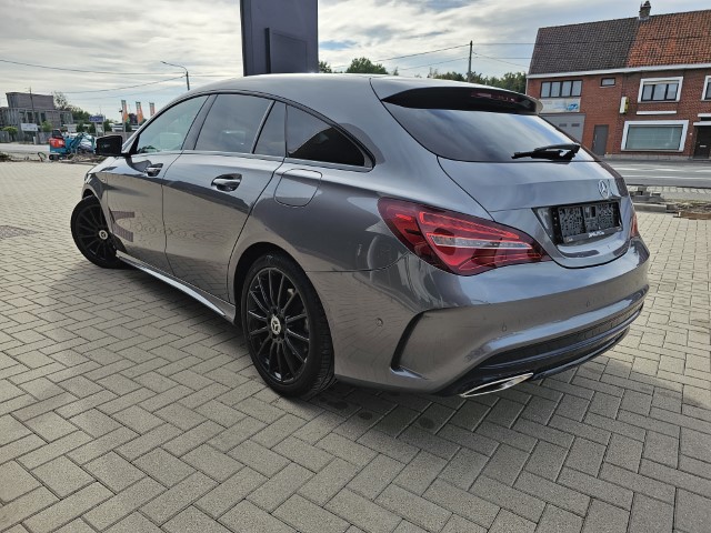 MERCEDES CLA 180 AMG PACK